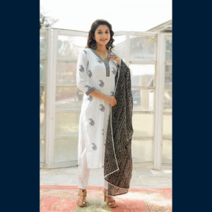 Classic Noir Bloom Kurta Set